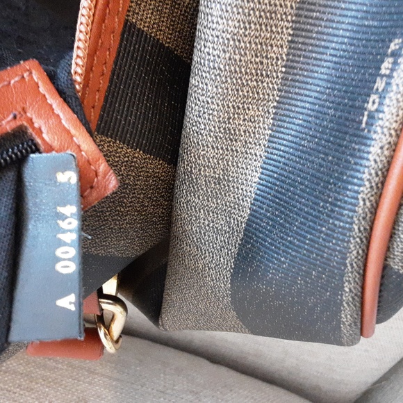 Fendi Boston travel bag  XXL Limited editio Firm price Deal ‼️‼️‼️‼️‼️‼️‼️ - Picture 10 of 15